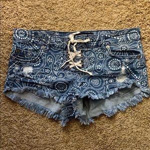 Billabong shorts
